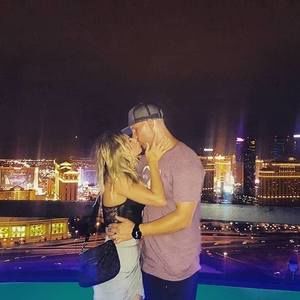 Meet your Posher, Troy